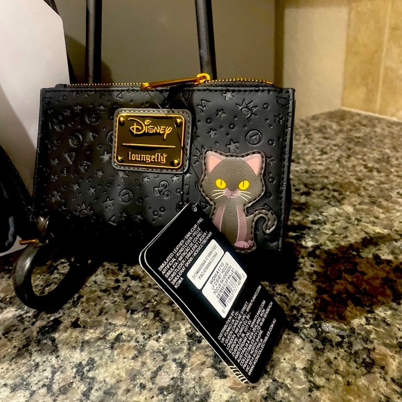 Hocus-pocus Sanderson sisters bundle. Lounge fly mini backpack and wallet.NWT! - Picture 5 of 7